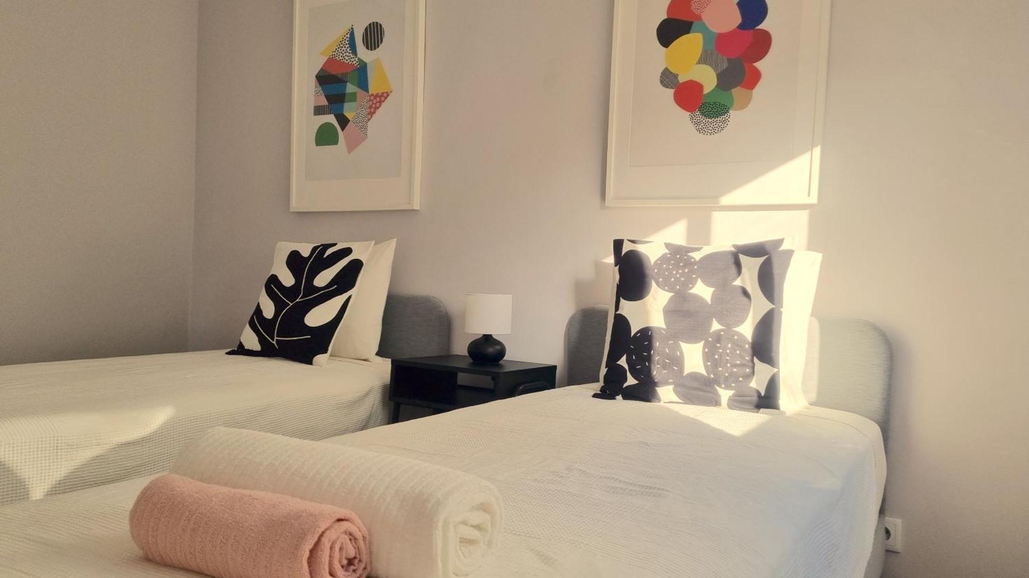 Afonso Galo Guest Apartments IV Almada Luaran gambar